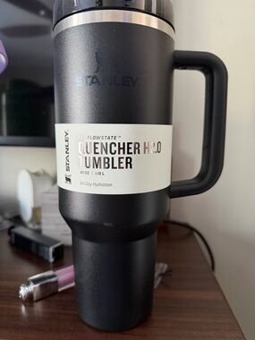 Stanley Black Quencher 40oz Travel Tumbler